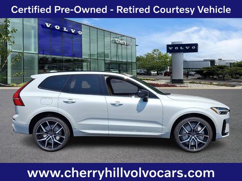Certified 2025 Volvo XC60 T8 Polestar w/ Protection Package Premier image 8