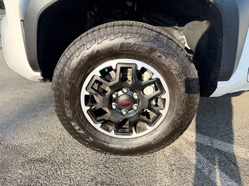 Used 2024 Toyota Tacoma TRD Off-Road AWD/4WD image 3