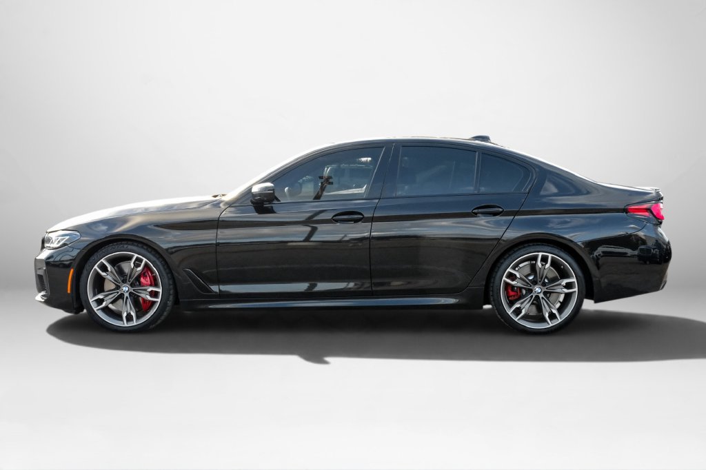 Used 2021 BMW M550i xDrive w/ Executive Package AWD/4WD image 9