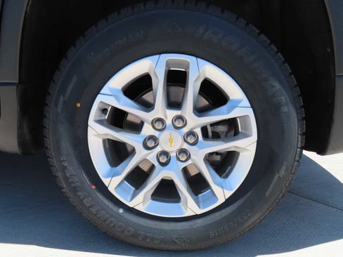 Used 2020 Chevrolet Traverse LT FWD image 6