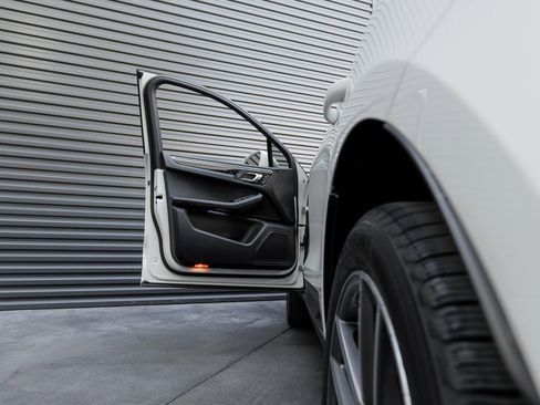 Used 2022 Porsche Macan S image 13