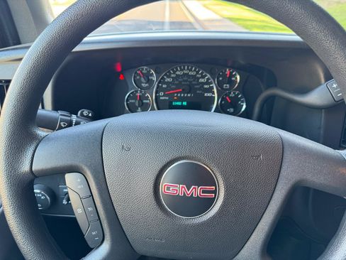 Used 2025 GMC Savana 2500 w/ Driver Convenience Package RWD image 22