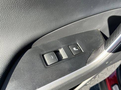 Used 2024 Toyota RAV4 Limited image 18