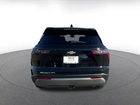 Used 2025 Chevrolet Equinox LT image 12
