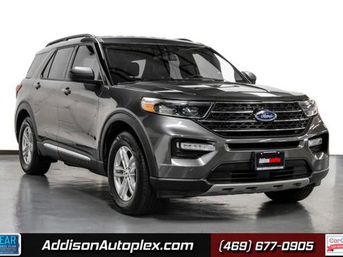 Used 2020 Ford Explorer XLT w/ Equipment Group 202A image 1