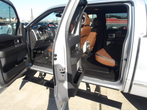 Used 2014 Ford F150 Platinum image 15