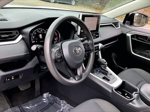 Certified 2024 Toyota RAV4 LE image 18