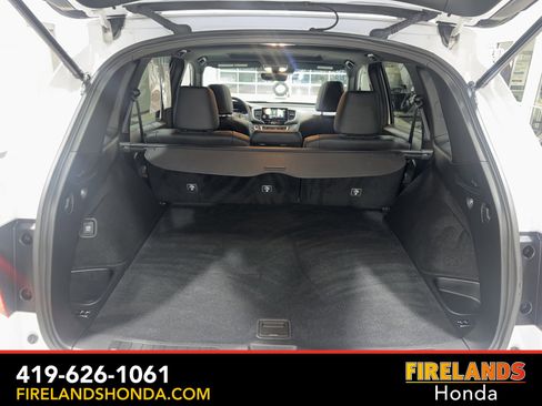 Certified 2024 Honda Passport EX-L image 32