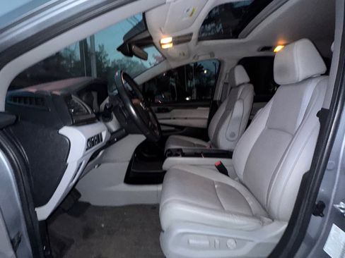 Used 2023 Honda Odyssey EX-L image 21