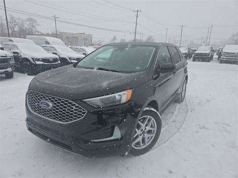 Certified 2023 Ford Edge SEL image 10