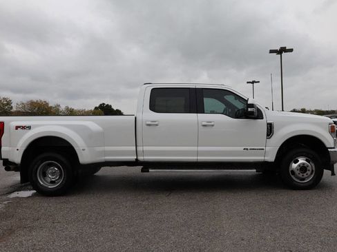 Used 2022 Ford F350 Lariat w/ Lariat Value Package image 7