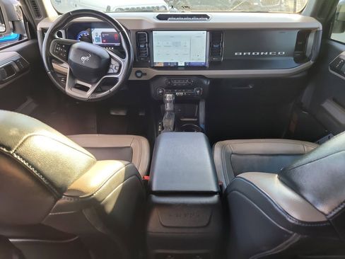 Used 2021 Ford Bronco Wildtrak image 13