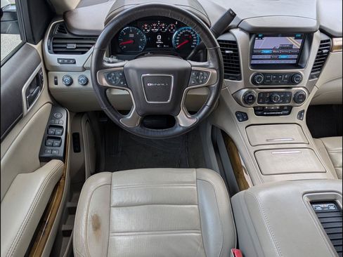 Used 2017 GMC Yukon Denali w/ Open Road Package AWD/4WD image 8