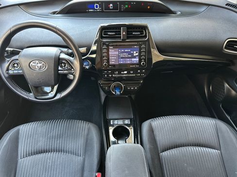 Used 2020 Toyota Prius Prime LE FWD image 12