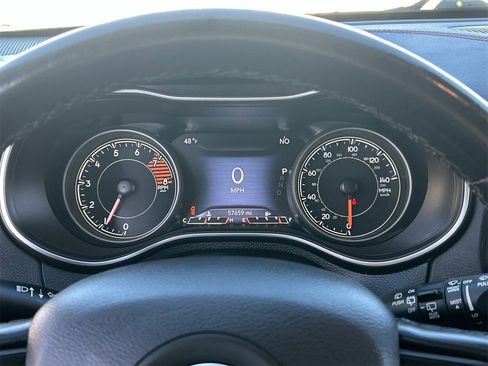 Used 2021 Jeep Cherokee Trailhawk image 27