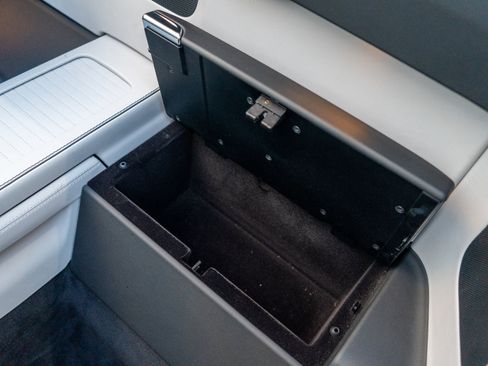 Used 2016 Mercedes-Benz SL 63 AMG image 43