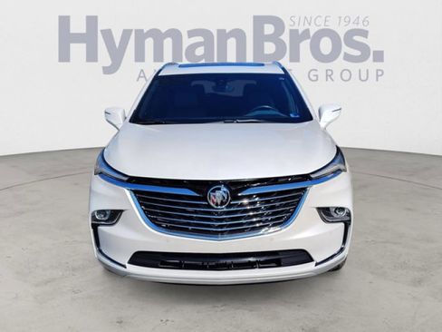 Used 2023 Buick Enclave Premium w/ Experience Buick Package image 8