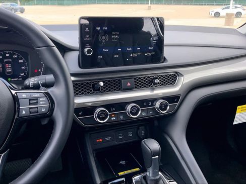 Used 2026 Acura Integra image 7