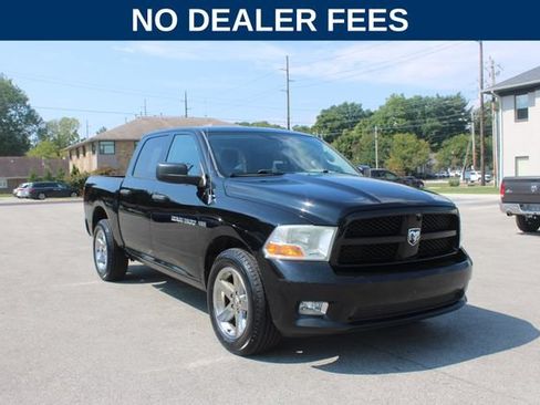 Used 2012 RAM 1500 Express w/ ST Popular Equipment Group AWD/4WD image 2