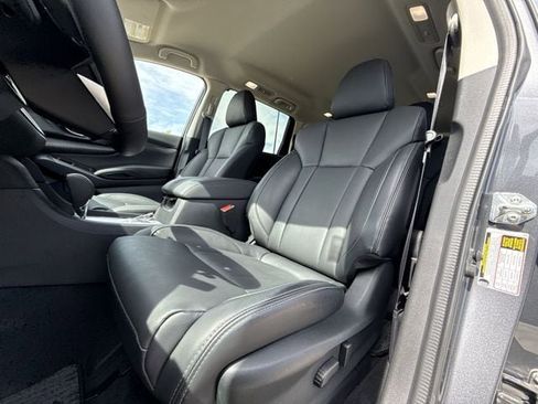 Used 2026 Subaru Ascent Premium image 11