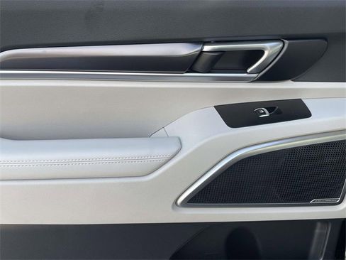 New 2025 Kia Telluride S image 22