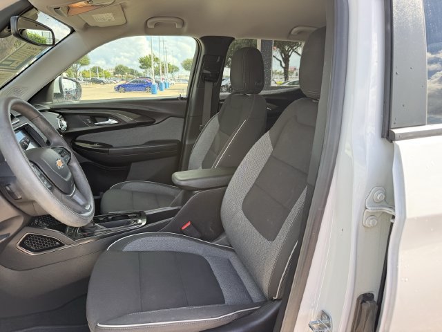 Certified 2022 Chevrolet TrailBlazer LT w/ Convenience Package FWD image 26