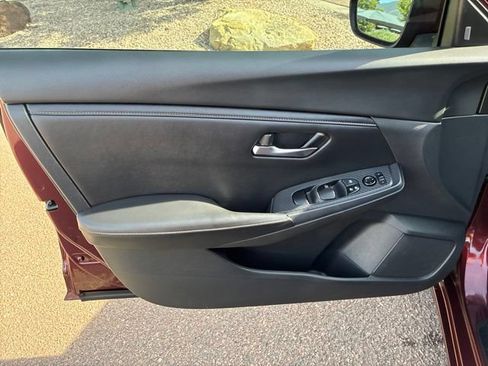 Used 2020 Nissan Sentra SV FWD image 19