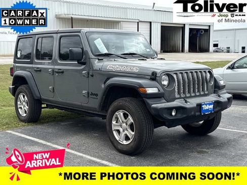 Used 2022 Jeep Wrangler Unlimited Sport AWD/4WD image 1