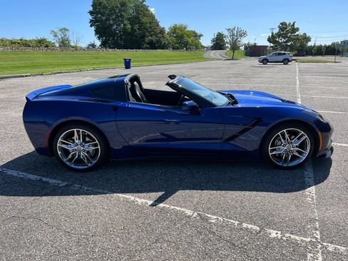 Used 2017 Chevrolet Corvette Stingray Coupe w/ Battery Protection Package RWD image 24
