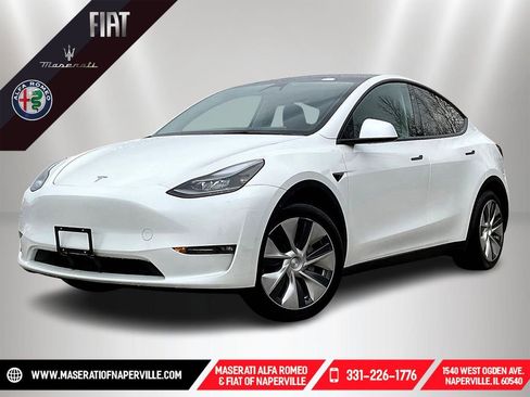 Used 2024 Tesla Model Y Long Range AWD/4WD image 1