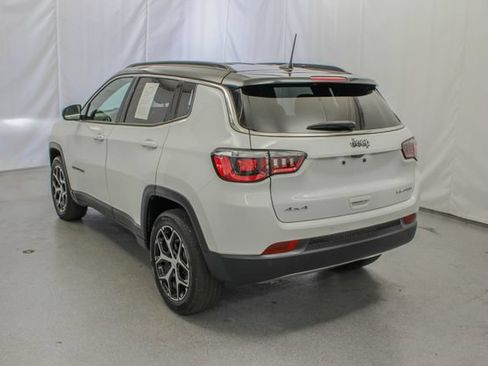 Used 2024 Jeep Compass Limited AWD/4WD image 7