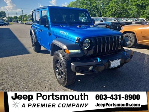Used 2023 Jeep Wrangler Unlimited w/ Cold Weather Group AWD/4WD image 1