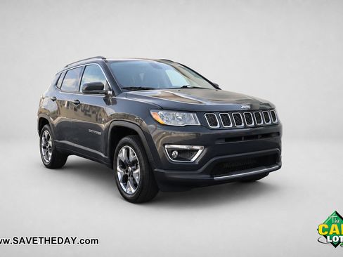 Used 2018 Jeep Compass Limited w/ Navigation Group AWD/4WD image 10