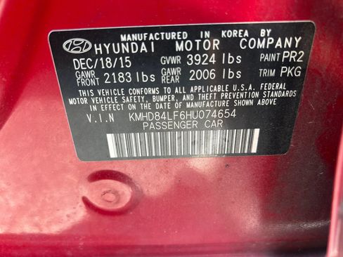 Used 2017 Hyundai Elantra SE FWD image 31