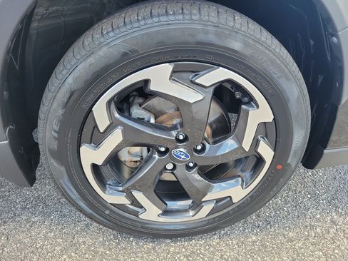 Certified 2023 Subaru Crosstrek 2.5i Limited AWD/4WD image 10