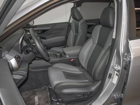 Certified 2025 Subaru Outback Onyx Edition image 18