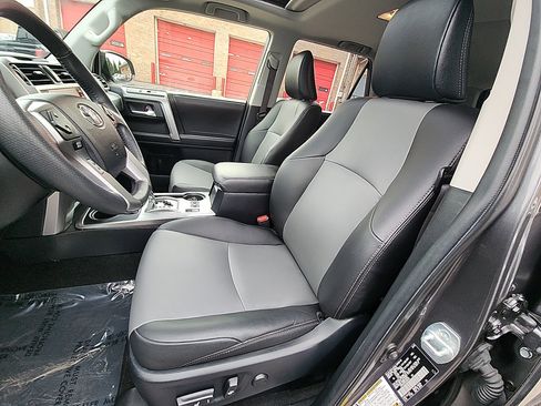 Used 2020 Toyota 4Runner SR5 Premium image 21