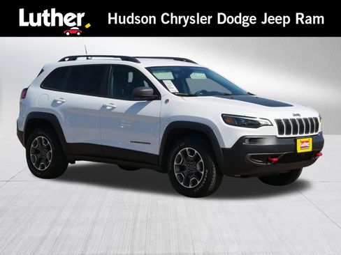 Used 2020 Jeep Cherokee Trailhawk w/ Cold Weather Group AWD/4WD image 1