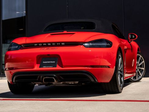 Certified 2023 Porsche 718 Boxster RWD image 11