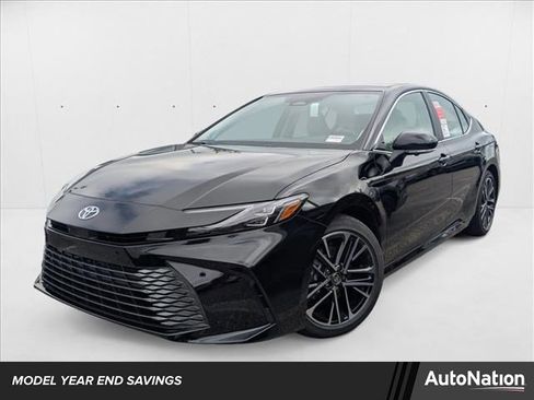 New 2025 Toyota Camry XLE image 1