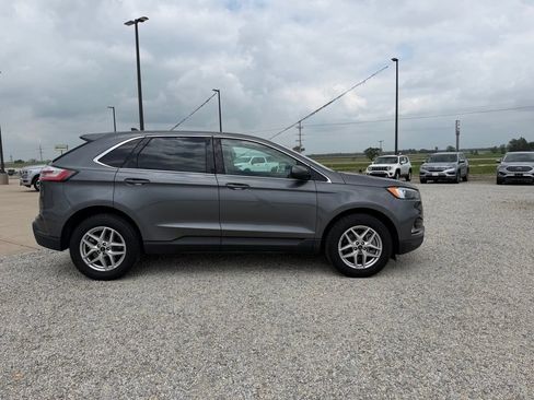 Used 2024 Ford Edge SEL w/ Convenience Package AWD/4WD image 2