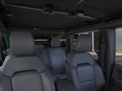 New 2025 Ford Bronco Badlands w/ Sasquatch Package image 12