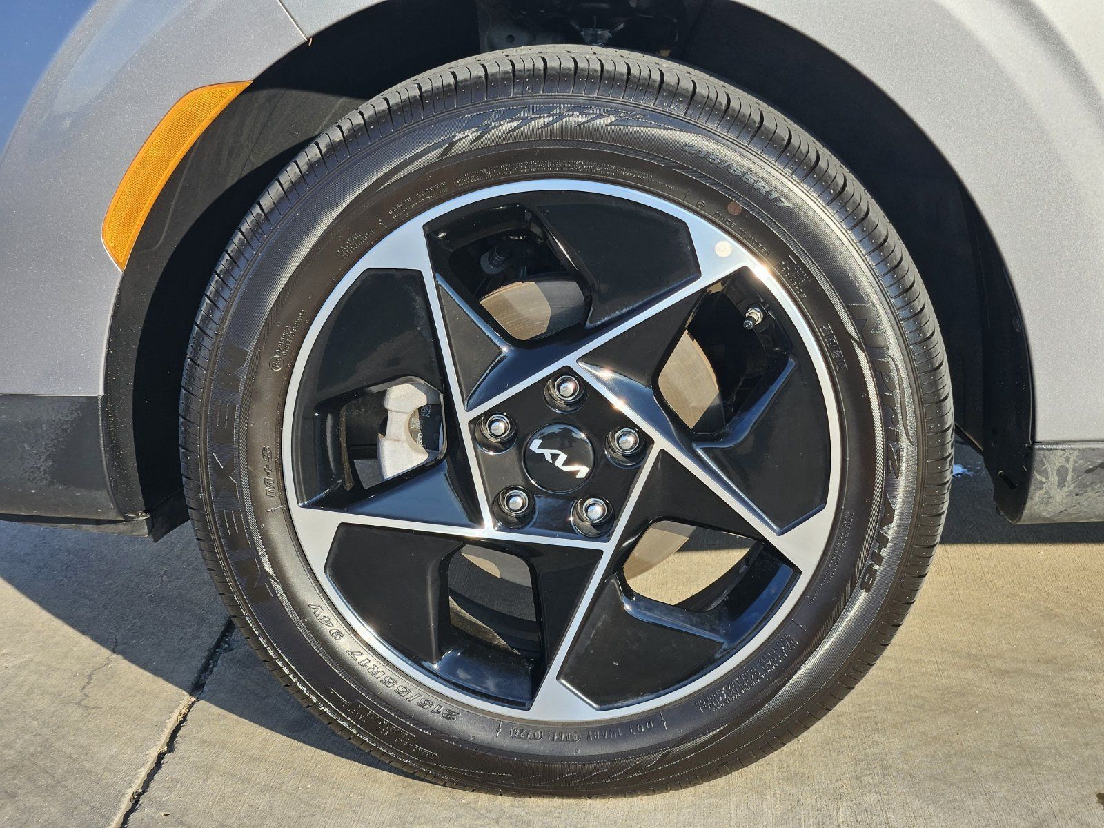 Used 2025 Kia Soul EX FWD image 12