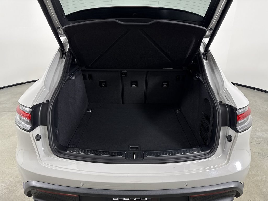 Certified 2024 Porsche Macan S w/ Premium Plus Package AWD/4WD image 20