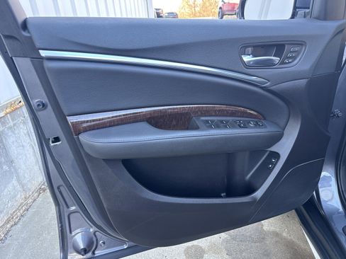 Used 2018 Acura MDX FWD image 9
