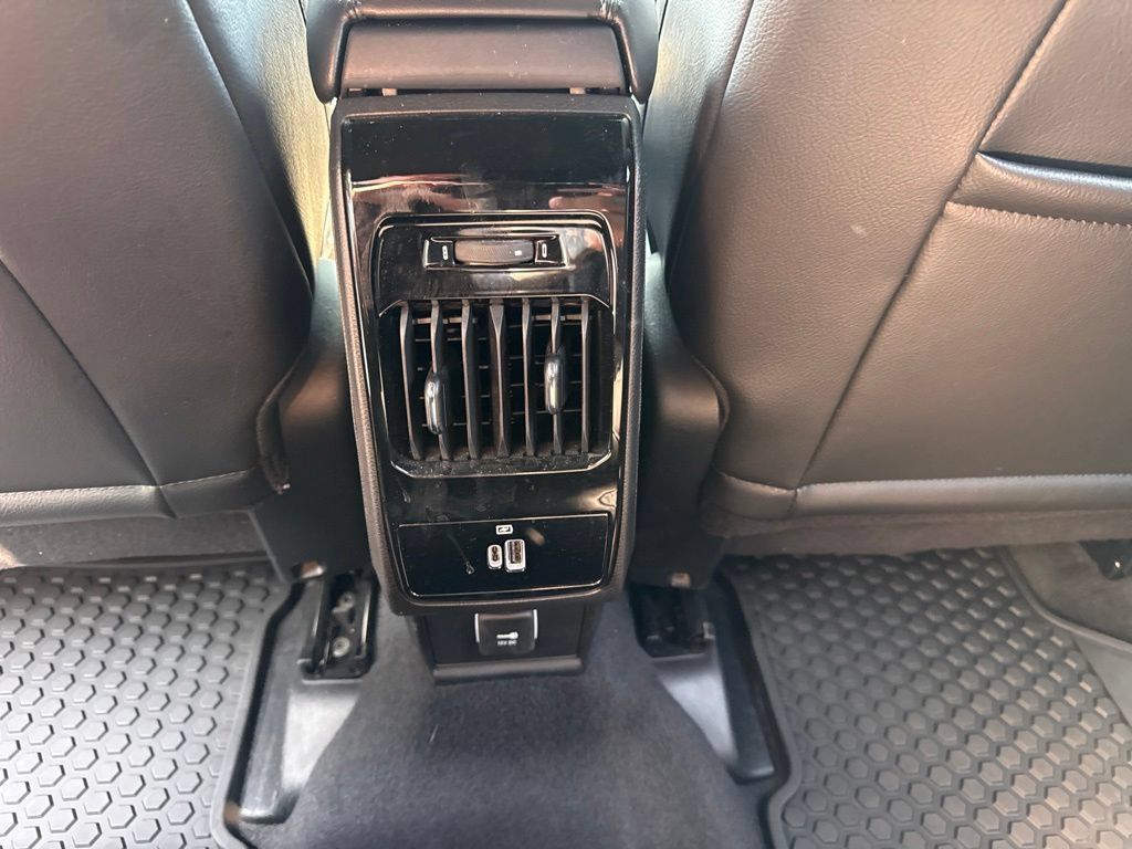 Used 2023 Jeep Compass Latitude w/ Convenience Group AWD/4WD image 19