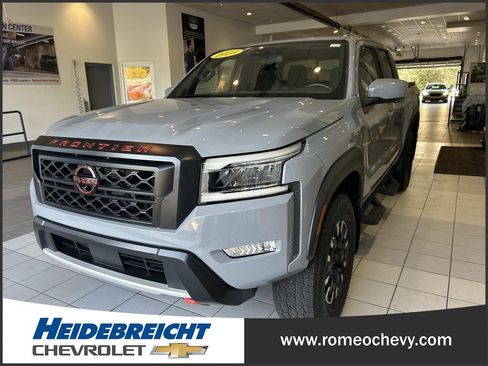 Used 2023 Nissan Frontier PRO-4X w/ Pro Convenience Package AWD/4WD image 6