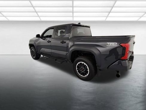 Used 2024 Toyota Tacoma TRD Off-Road AWD/4WD image 6