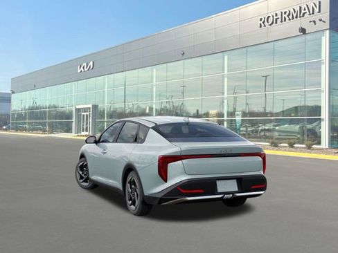 New 2025 Kia K4 EX image 4