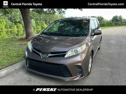 Used 2020 Toyota Sienna LE